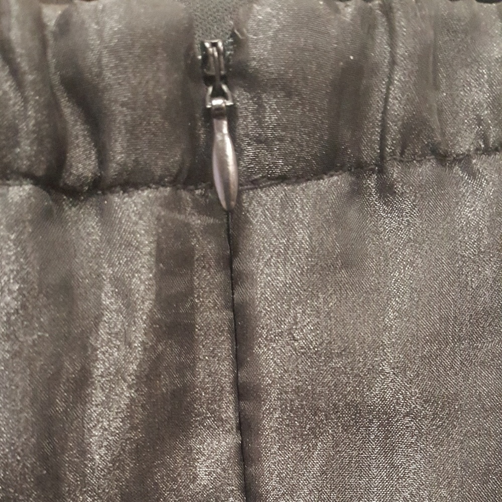 Women's Tiered Strapless Dress - Picture 8 of 9